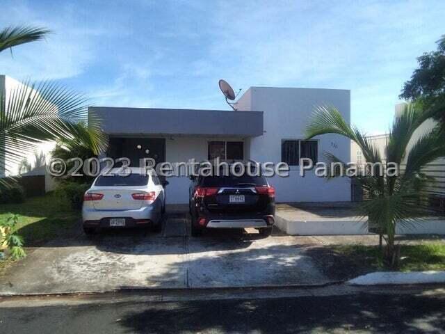 Splendid Family House - Casa en La Arboleda